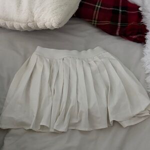 Lululemon Athletica Cream Skater Skirt